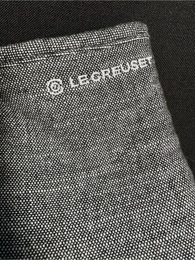 Le Creuset Black & White Textured Kitchen Mitt